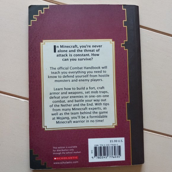 Minecraft Scholastic Handbooks Collection - Picture 9 of 10